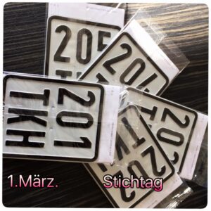 Aus grün wird schwarz: Kennzeichenwechsel bei Mopeds und Co.